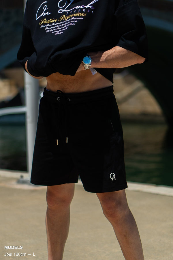 INITIAL SHORTS - BLACK FT. CREAM