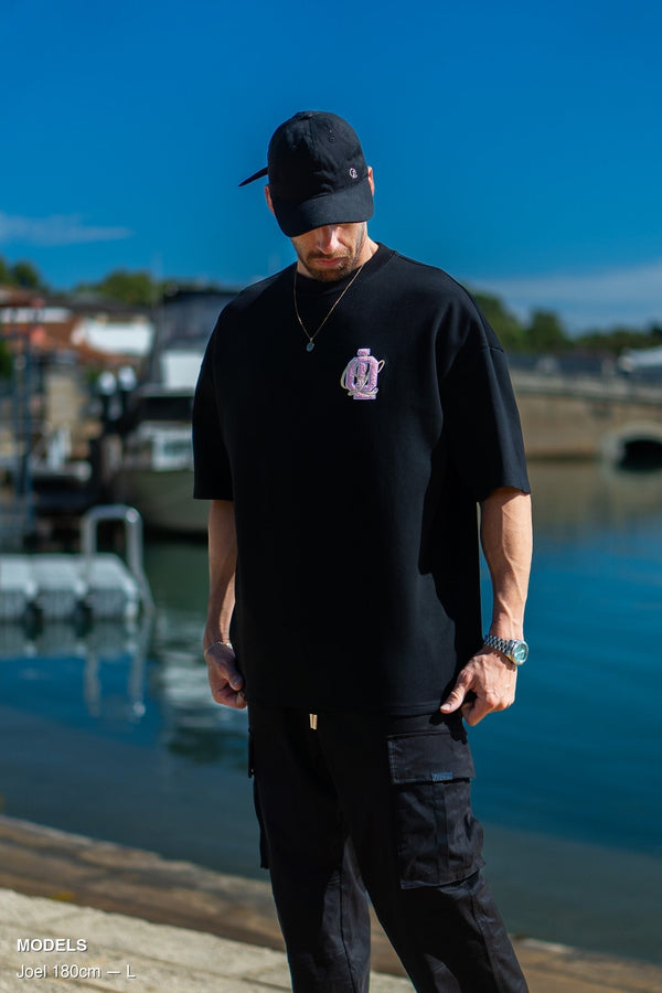 OL SERIES TEE - PITCH BLACK FT. PINK