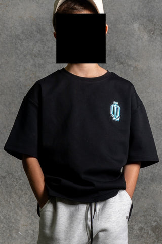 OL SERIES KIDS TEE - PITCH BLACK FT. ARCTIC BLUE