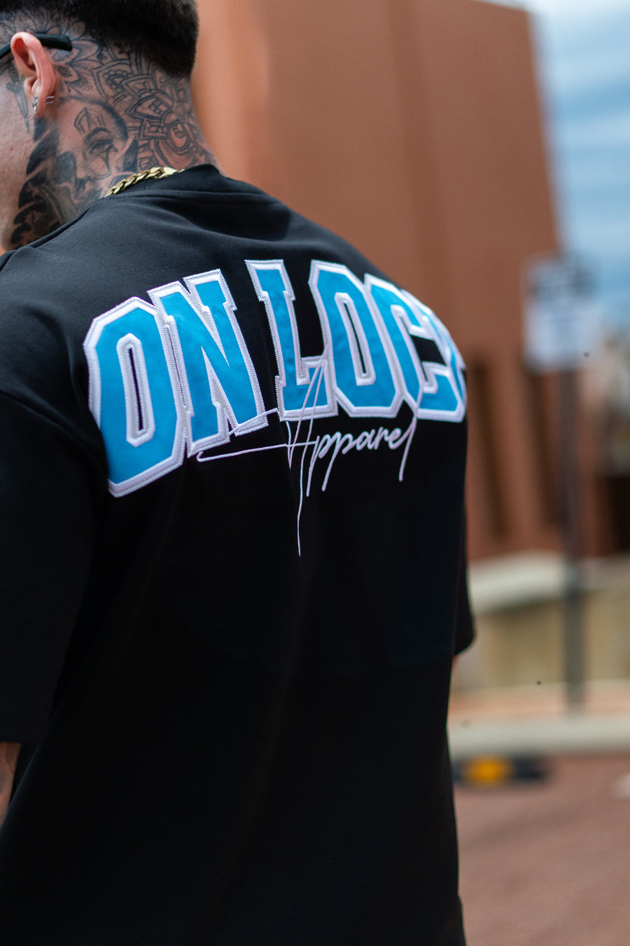 MONOLITH TEE - BLACK FT. BLUE