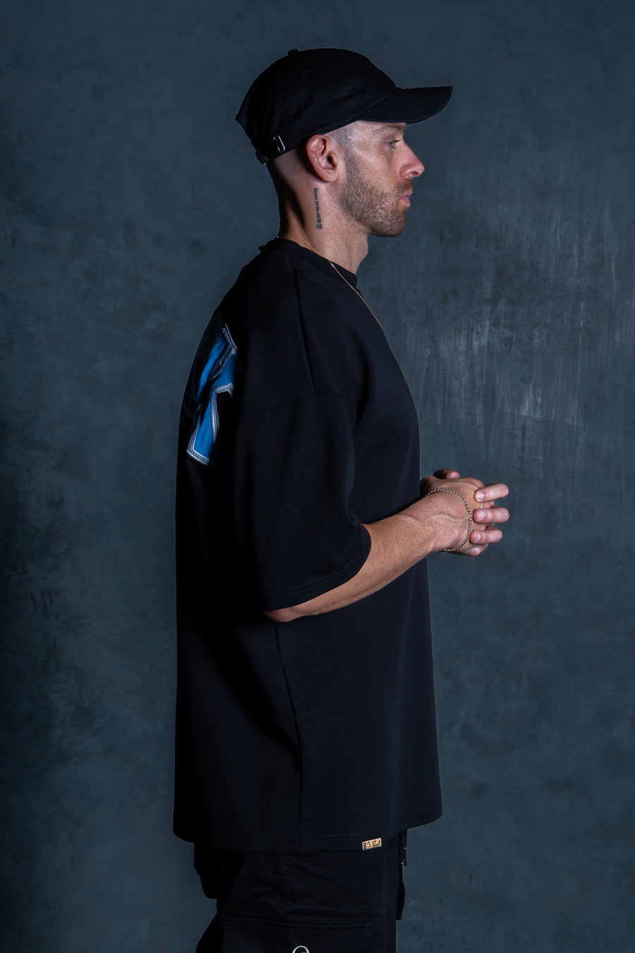 MONOLITH TEE - BLACK FT. BLUE