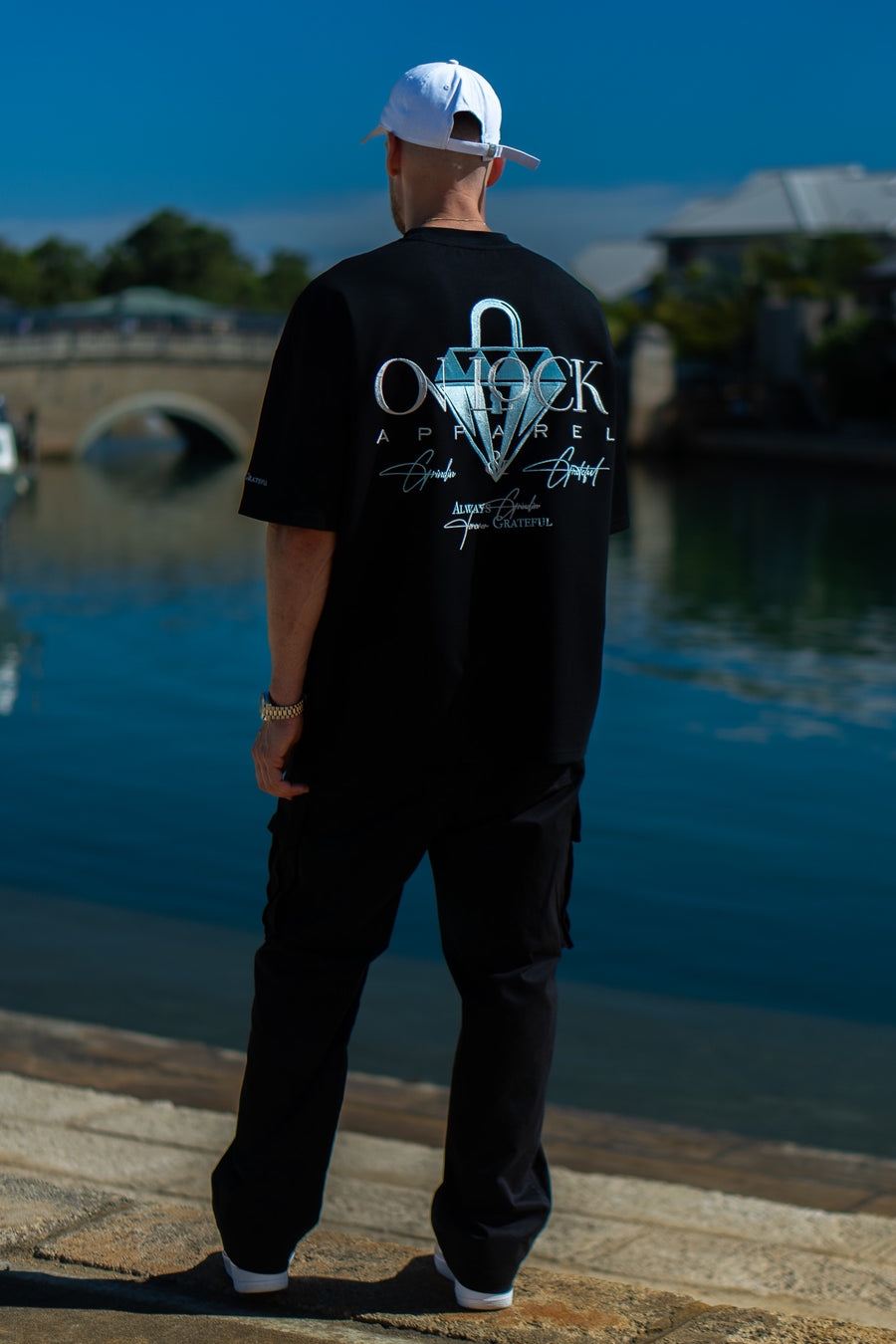 GRATEFUL TEE - PITCH BLACK