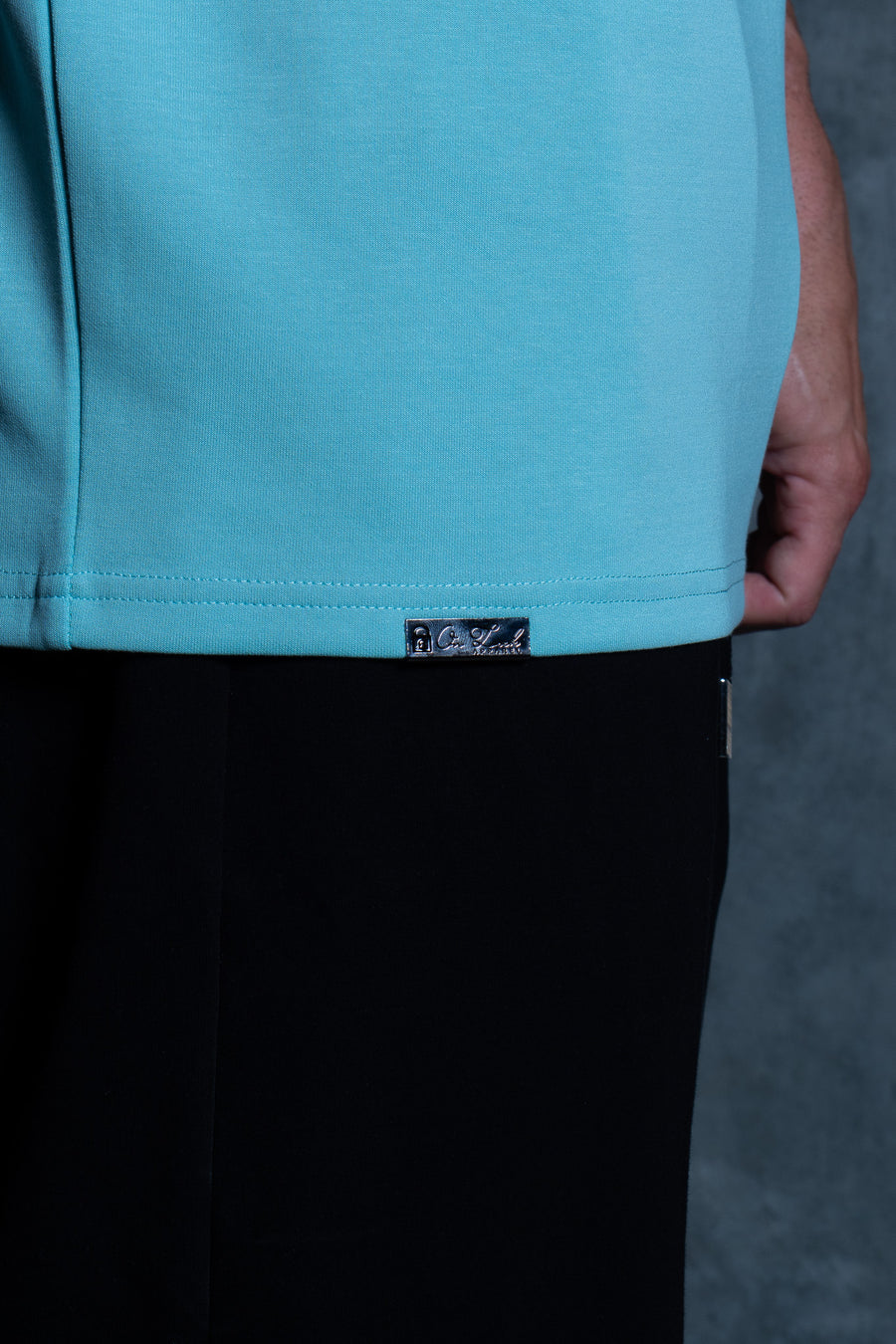 EVOLVE TEE - PISTACHIO BLUE