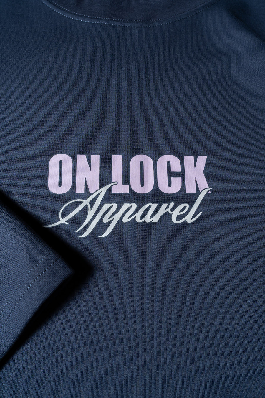 EVOLVE TEE - COAL FT. PINK