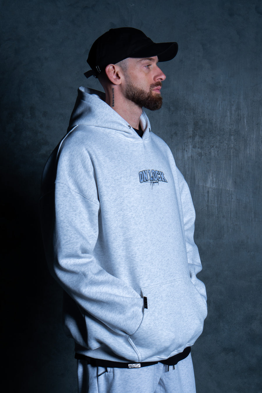 MONOLITH HOODIE - CLOUD GREY