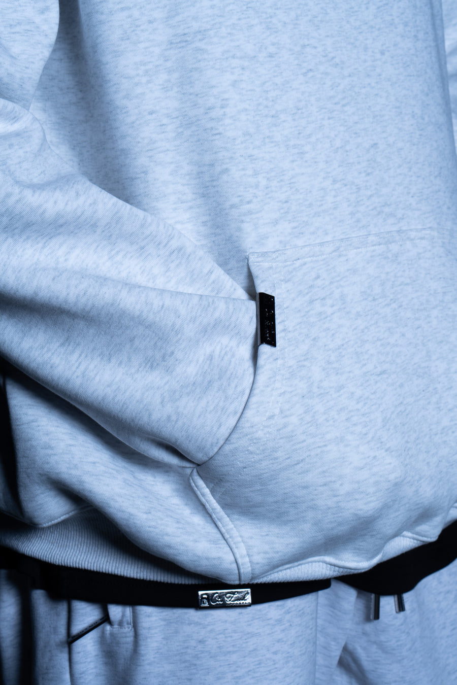 MONOLITH HOODIE - CLOUD GREY