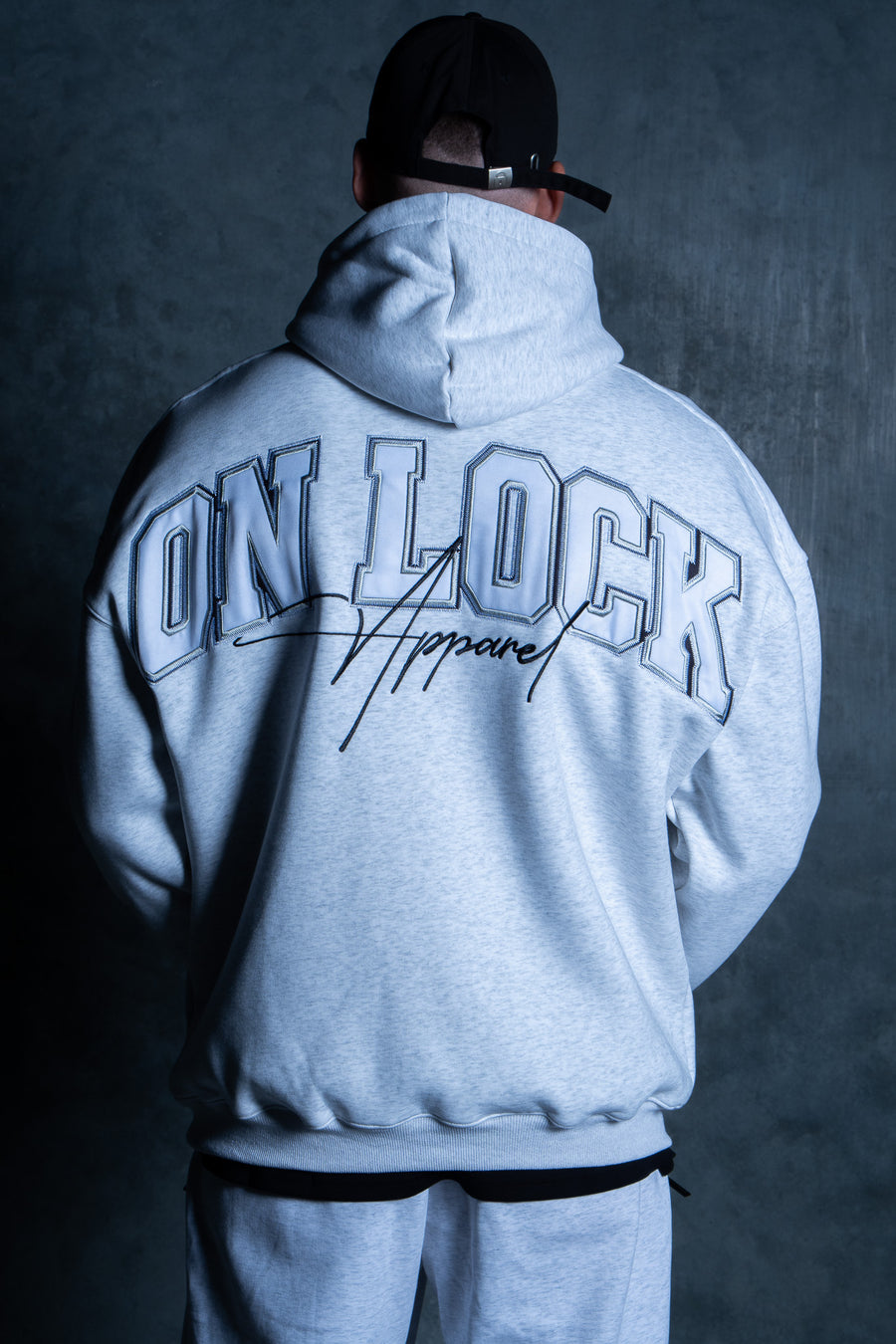 MONOLITH HOODIE - CLOUD GREY