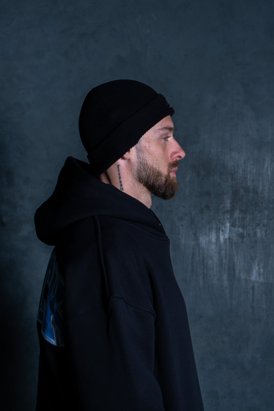 BELIEVE BEANIE - BLACK