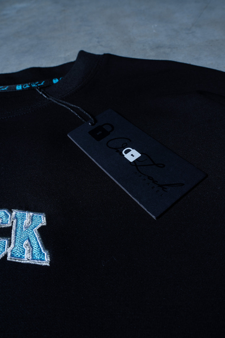 MONOLITH L/S TEE - BLACK FT. ARCTIC BLUE