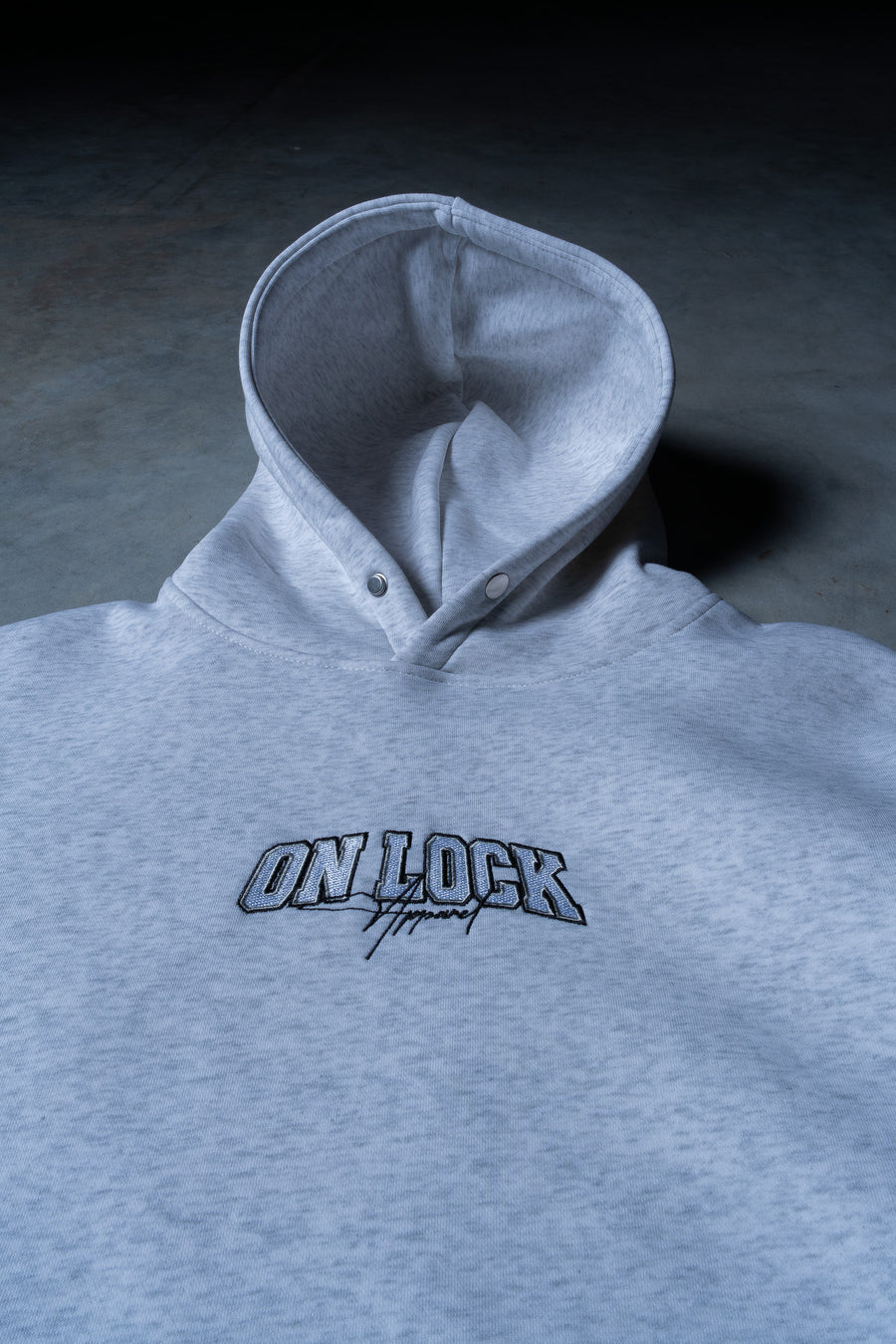 MONOLITH HOODIE - CLOUD GREY
