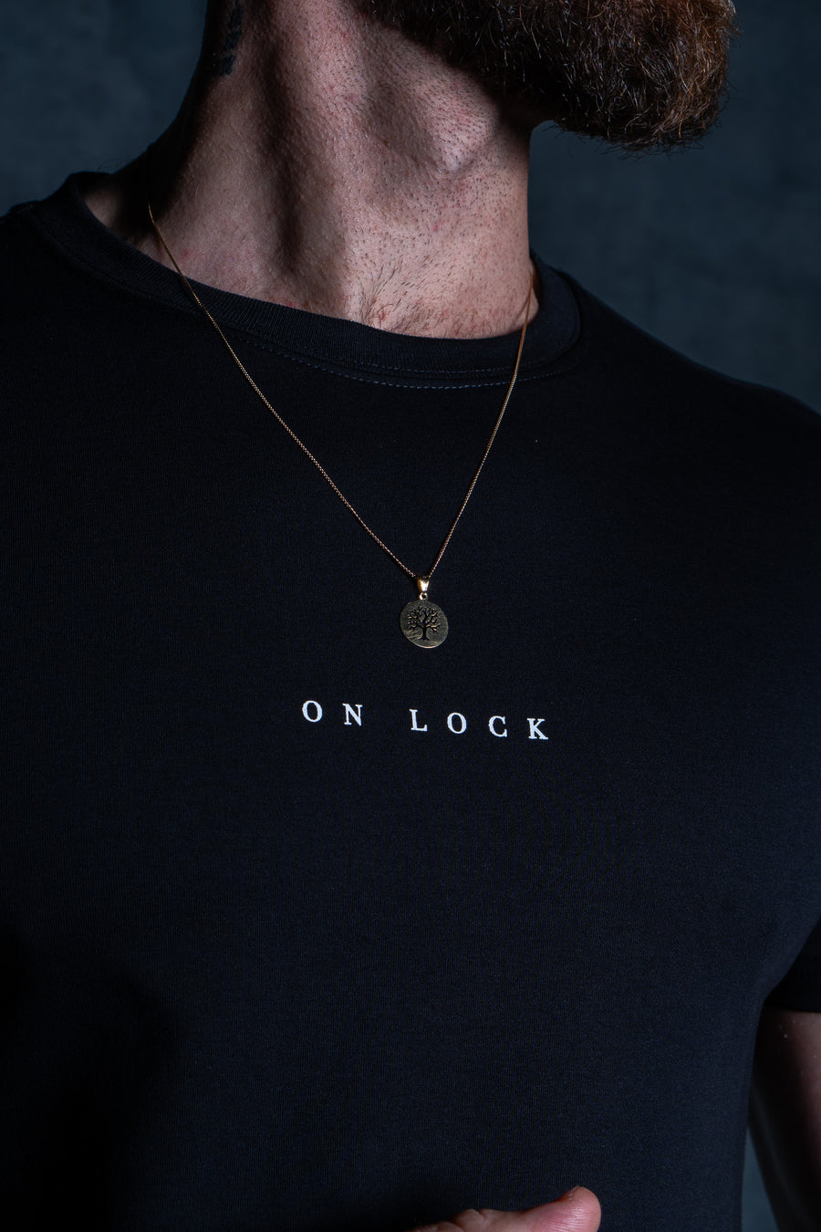 STAPLE FITTED TEE - PITCH BLACK