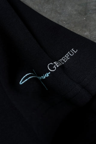 GRATEFUL TEE - PITCH BLACK