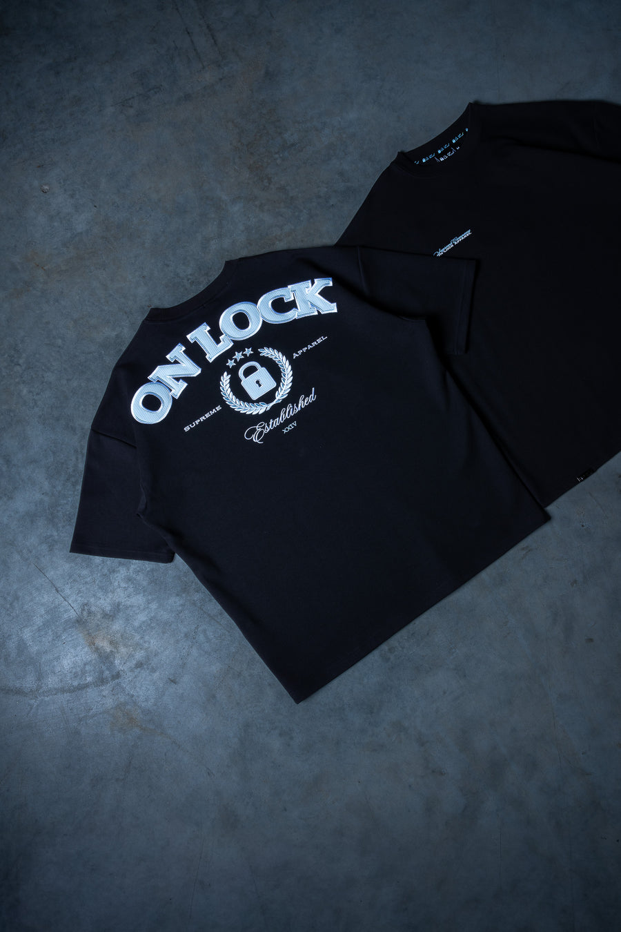 SUPREME TEE V2 - BLACK ft. BB BLUE