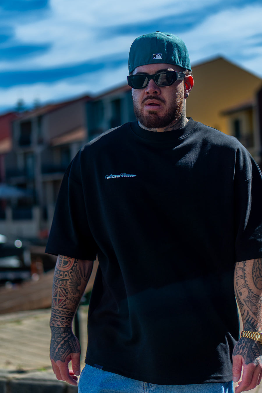 SUPREME TEE V2 - BLACK ft. BB BLUE