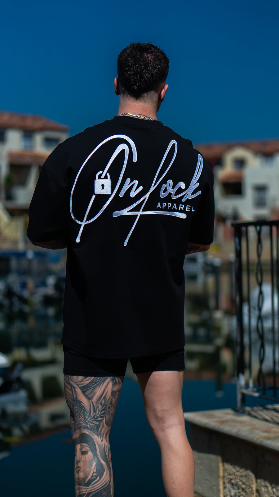 SIGNATURE TEE - BLACK