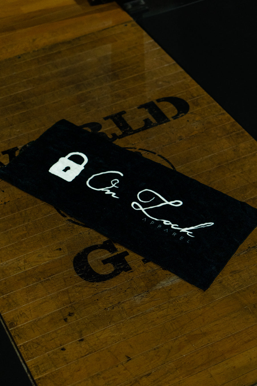 GYM TOWEL - BLACK