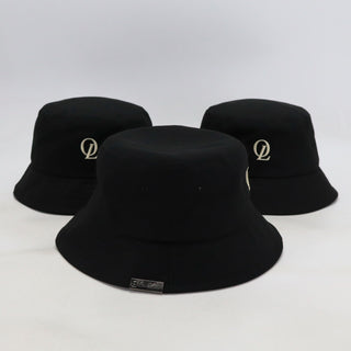 INITIAL BUCKET - BLACK FT. CREAM