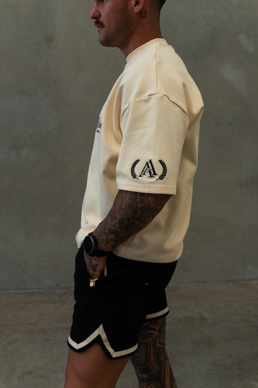 AUTHENTICITY AFFILIATION TEE - CRÈME DE LA CRÈME - On Lock Apparel XS TEES