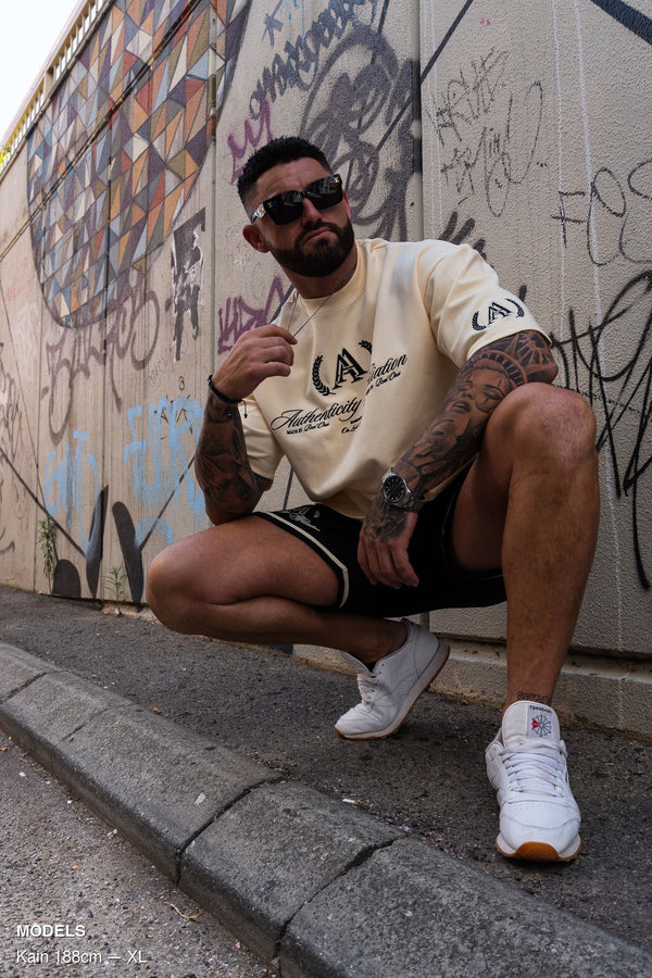 AUTHENTICITY AFFILIATION TEE - CRÈME DE LA CRÈME