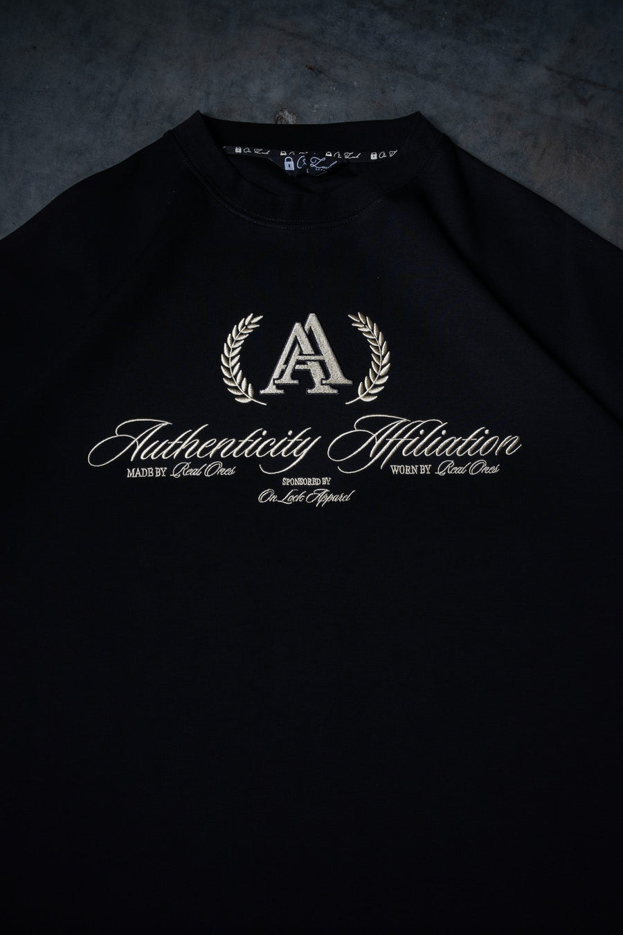 AUTHENTICITY AFFILIATION TEE - PITCH BLACK - TEESOn Lock Apparel35751850348817