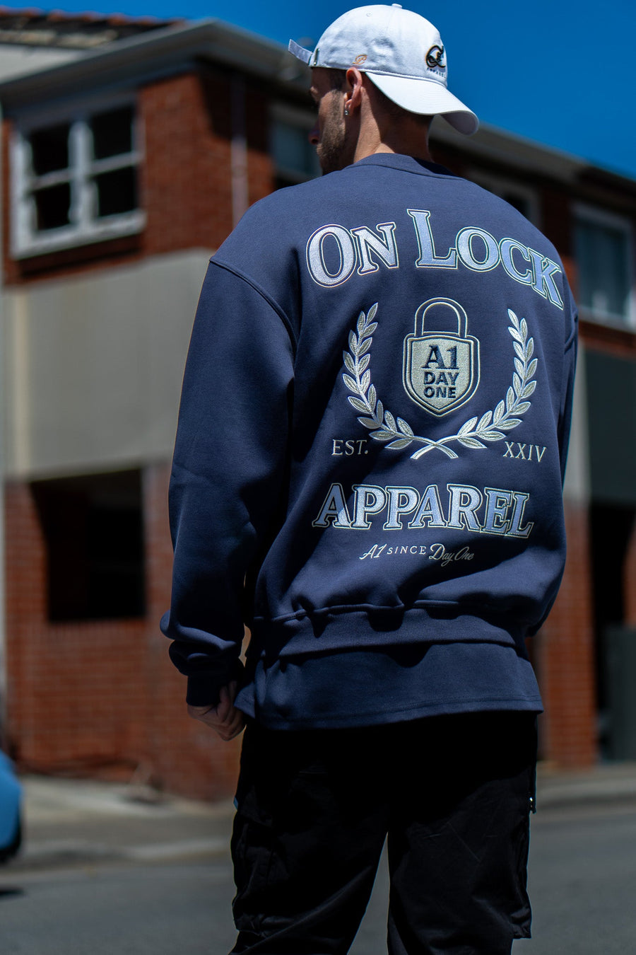 DAY ONES PULLOVER - NAVY - PULLOVEROn Lock Apparel