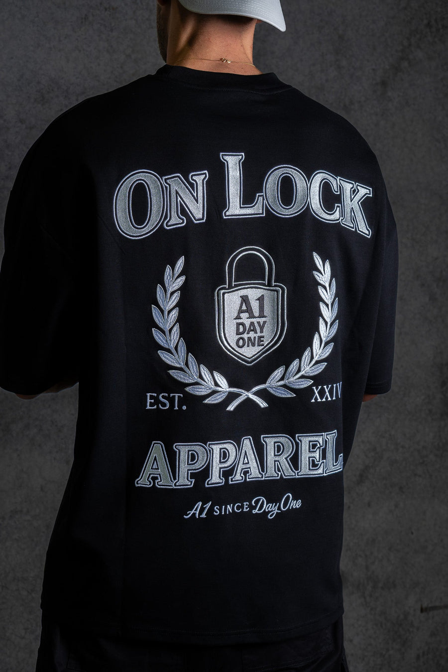 DAY ONES TEE - BLACK - TEESOn Lock Apparel