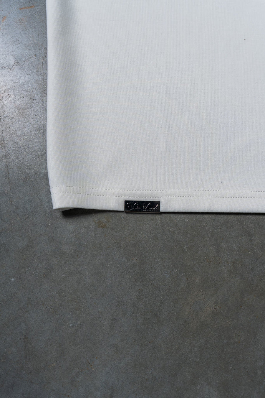 GRATEFUL TEE - SOFT WHITE - TEESOn Lock Apparel