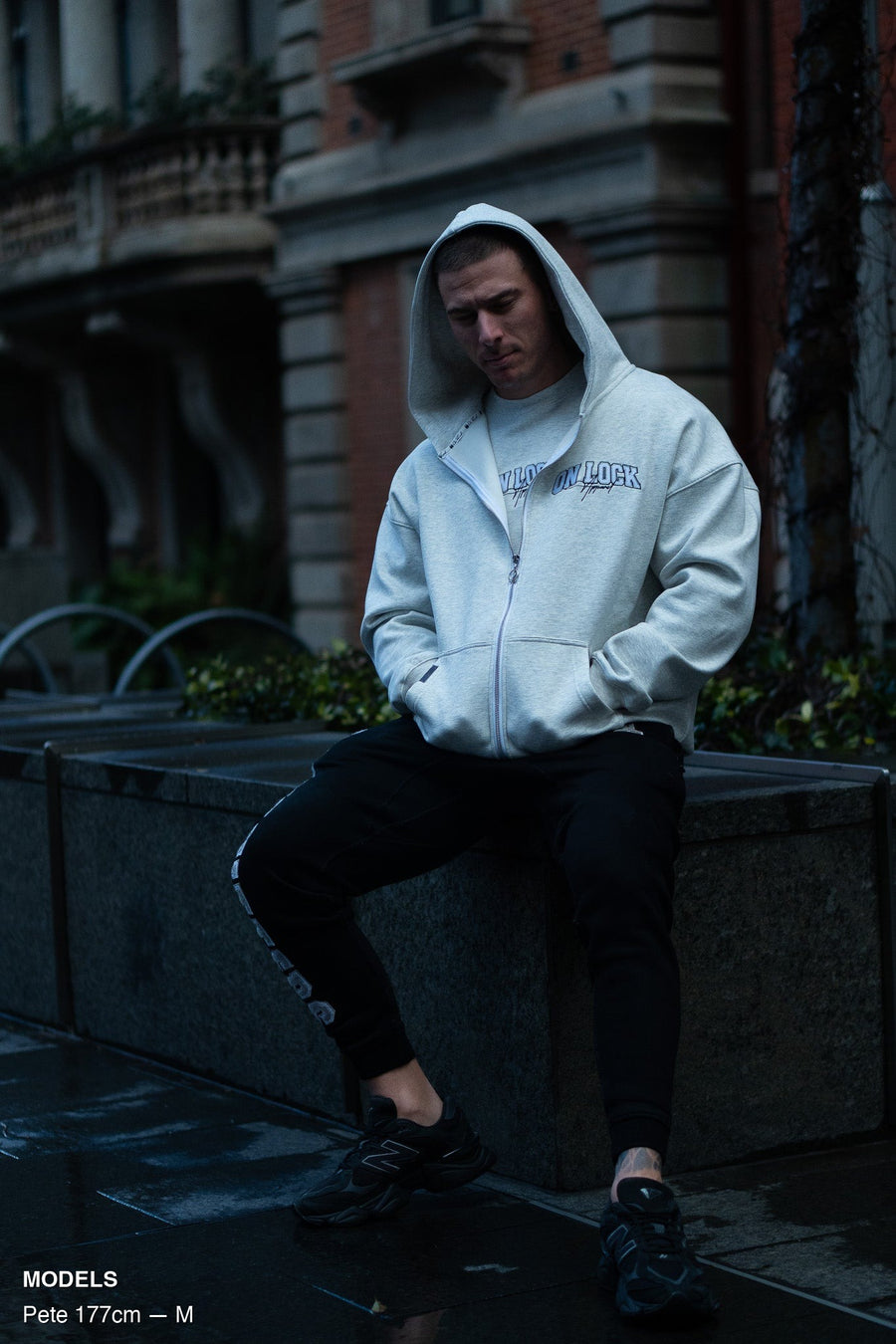 MONOLITH ZIP HOOD - MARLE GREY