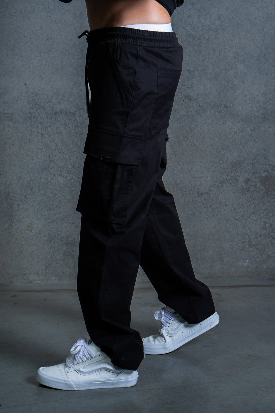 INITIAL CARGOS - BLACK - CARGO PANTSOn Lock Apparel