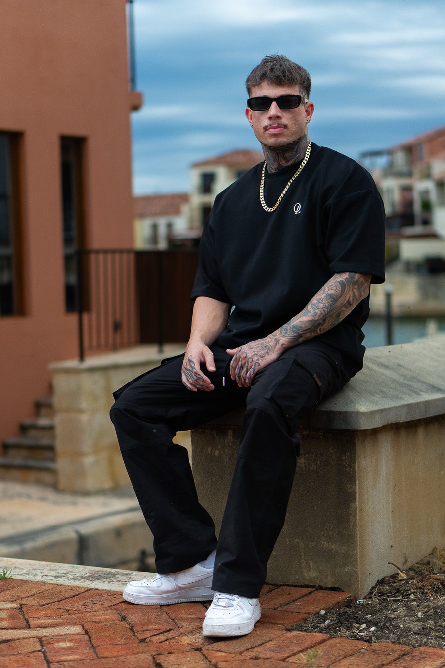 INITIAL TEE - BLACK FT. CREAM - TEESOn Lock Apparel