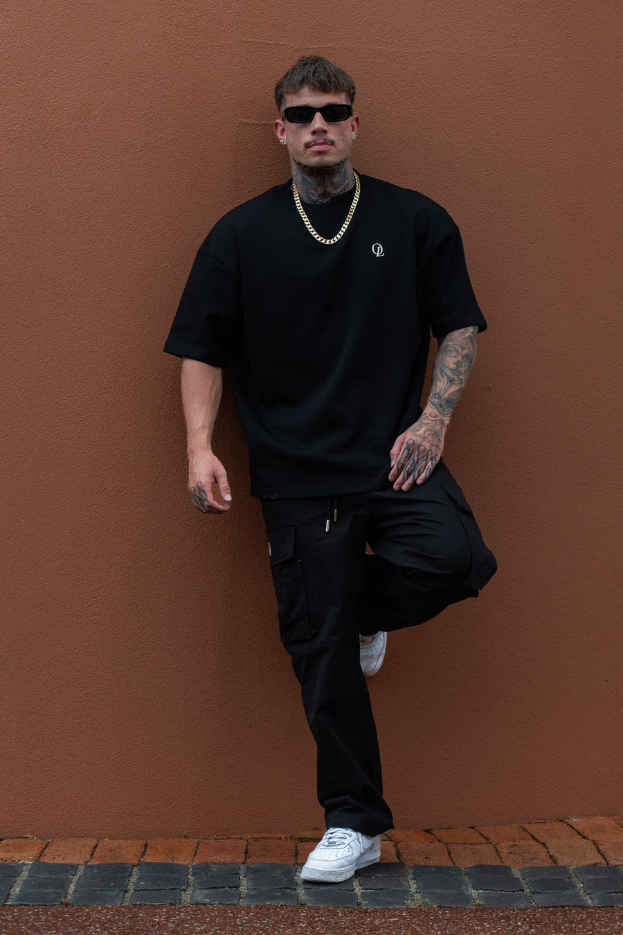 INITIAL TEE - BLACK FT. CREAM - TEESOn Lock Apparel