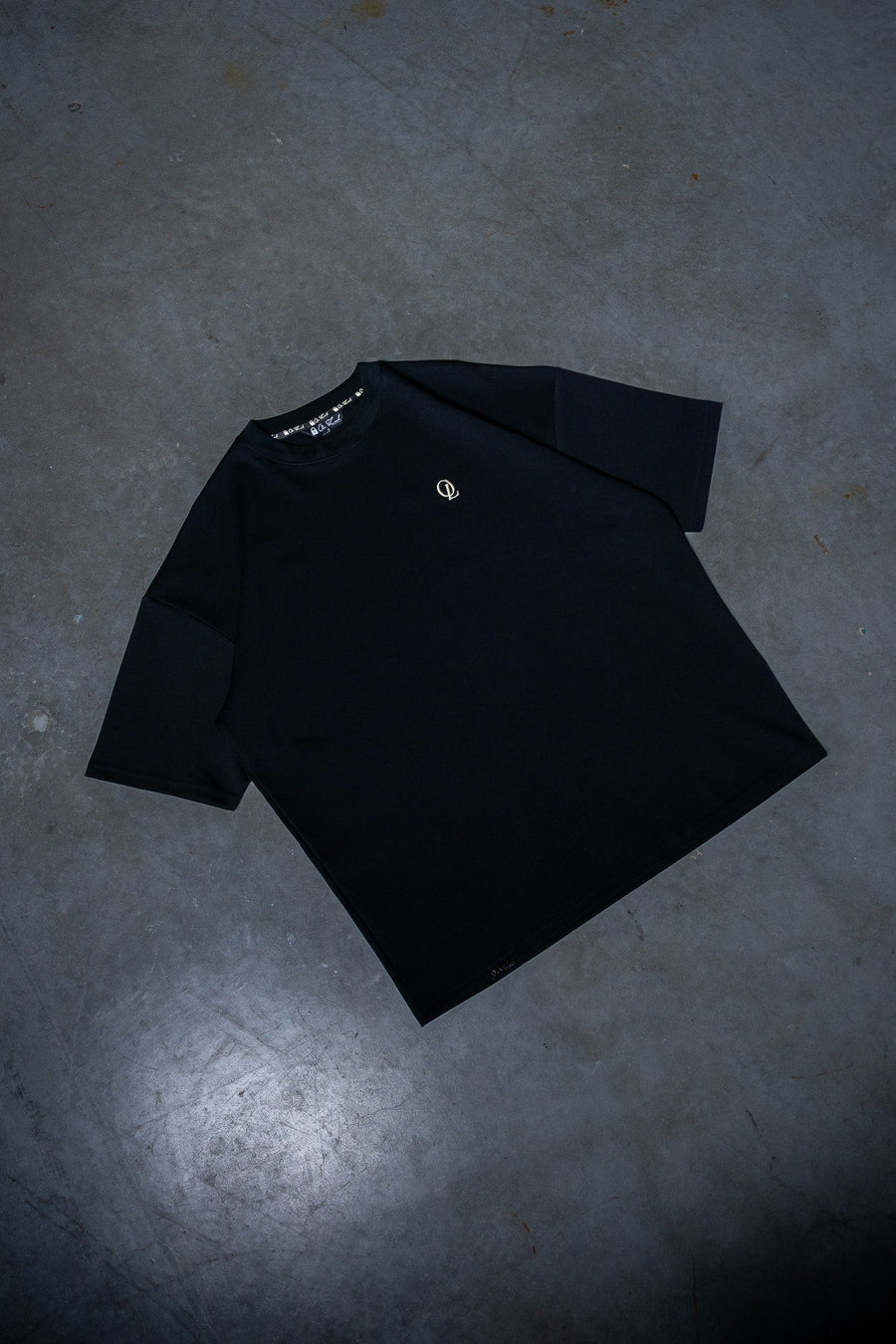 INITIAL TEE - BLACK FT. CREAM - TEESOn Lock Apparel