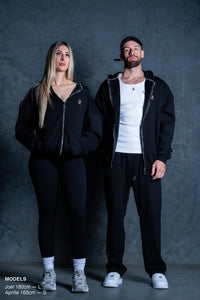 INITIAL ZIP HOOD - BLACK FT. CREAM