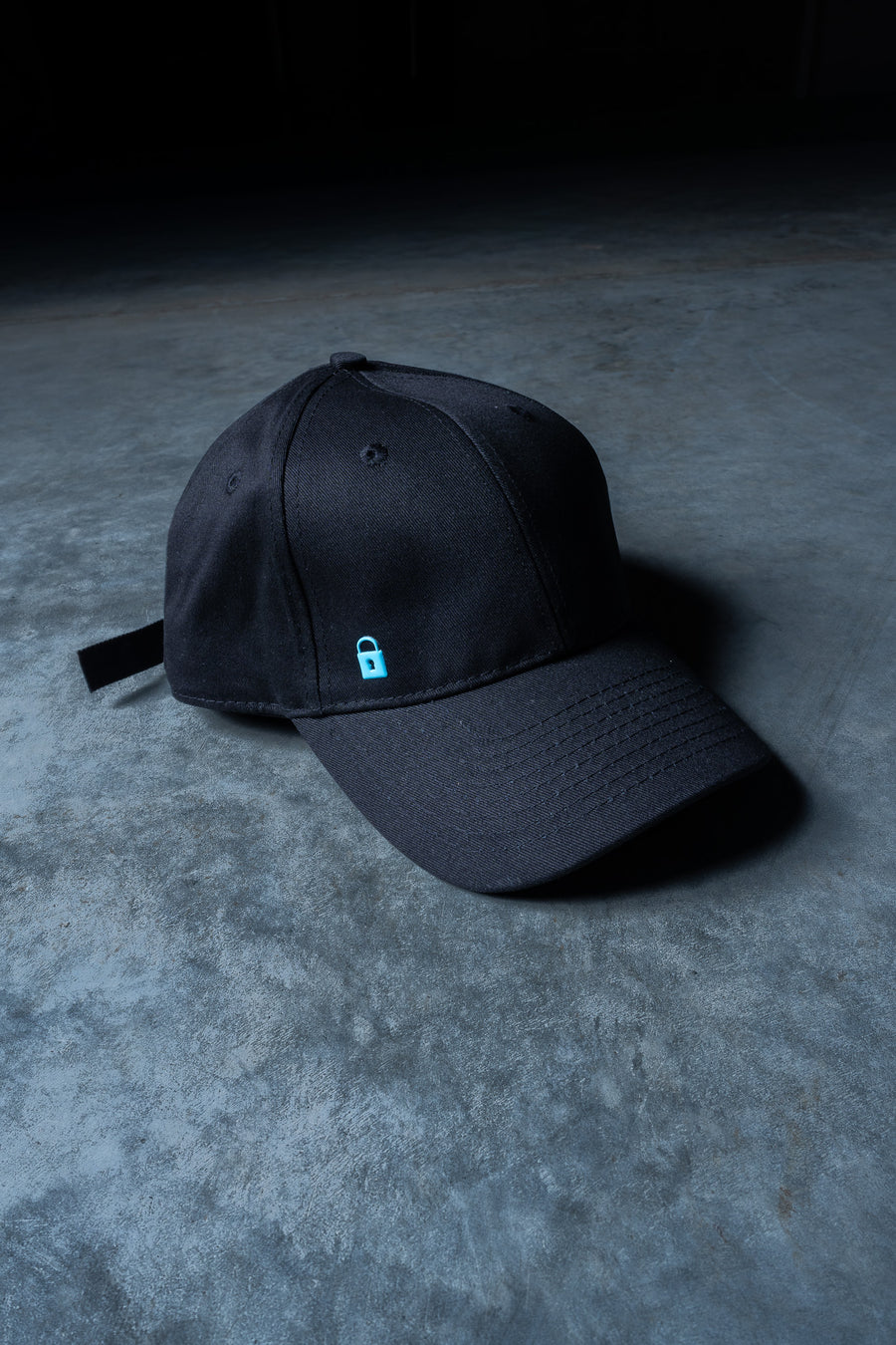 Lil Lock Strap Back - Black Ft. Baby Blue
