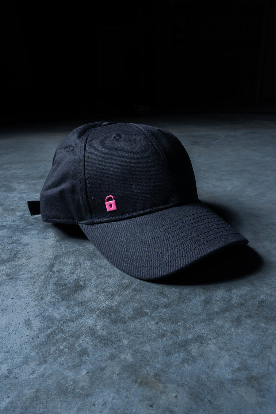 Lil Lock Strap Back - Black Ft. Pink