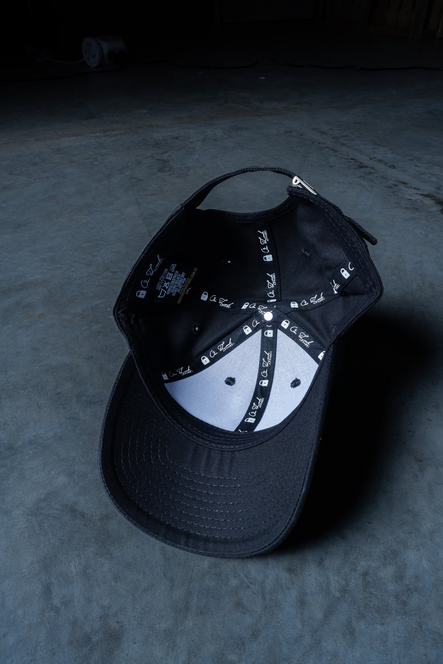 Lil Lock Strap Back - Black Ft. Pink