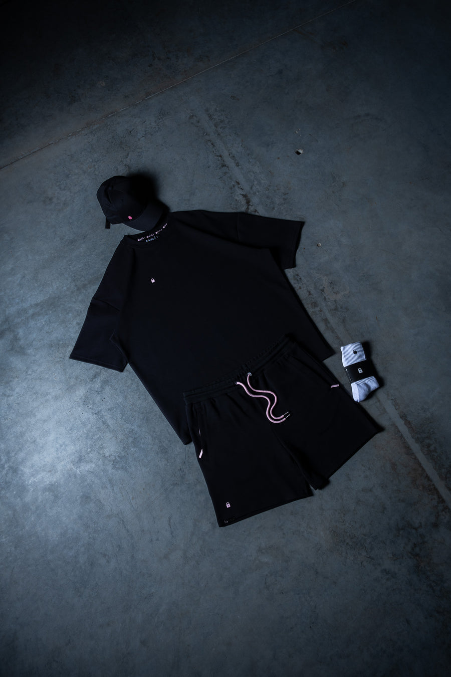 Lil Lock Tee - Black Ft. Rose