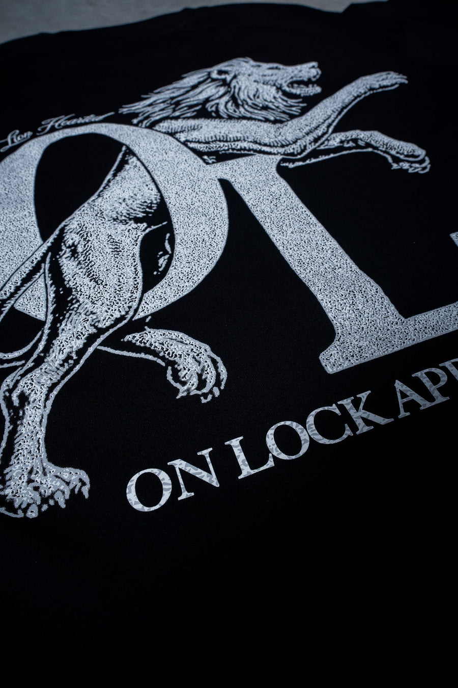 LION HEARTED TEE - PITCH BLACK - TEESOn Lock Apparel