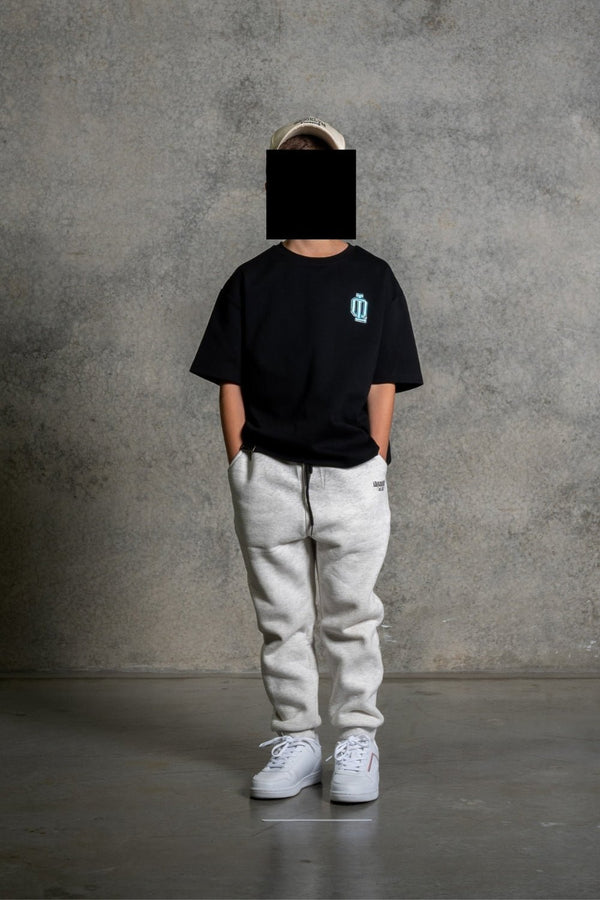 OL SERIES KIDS TEE - PITCH BLACK FT. ARCTIC BLUE