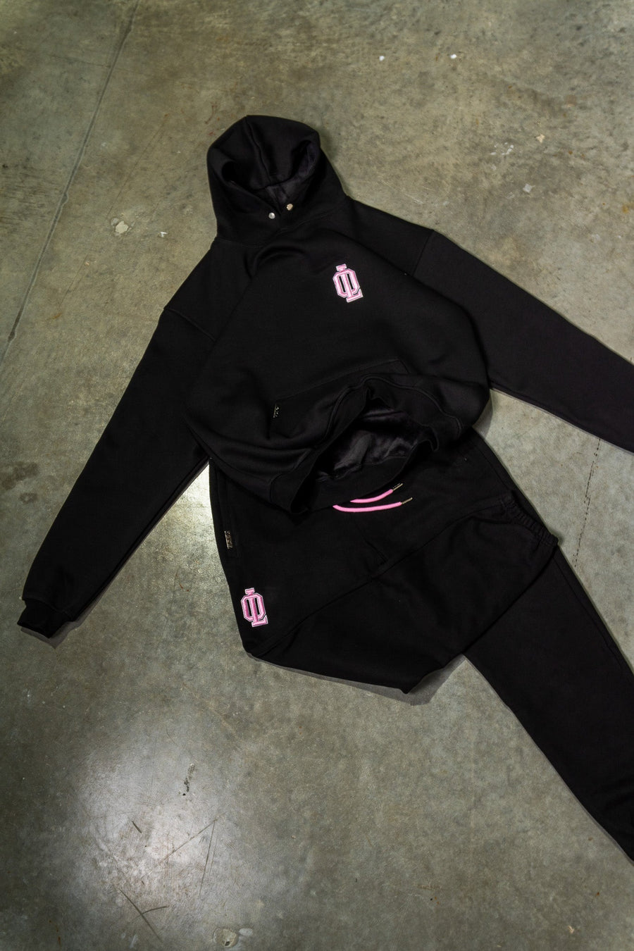 OL SERIES SWEATPANTS - PITCH BLACK FT. PINK - On Lock Apparel XS SWEATPANTS