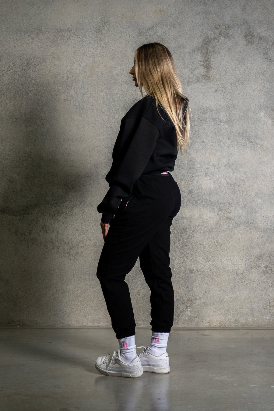 OL SERIES SWEATPANTS - PITCH BLACK FT. PINK - On Lock Apparel XS SWEATPANTS