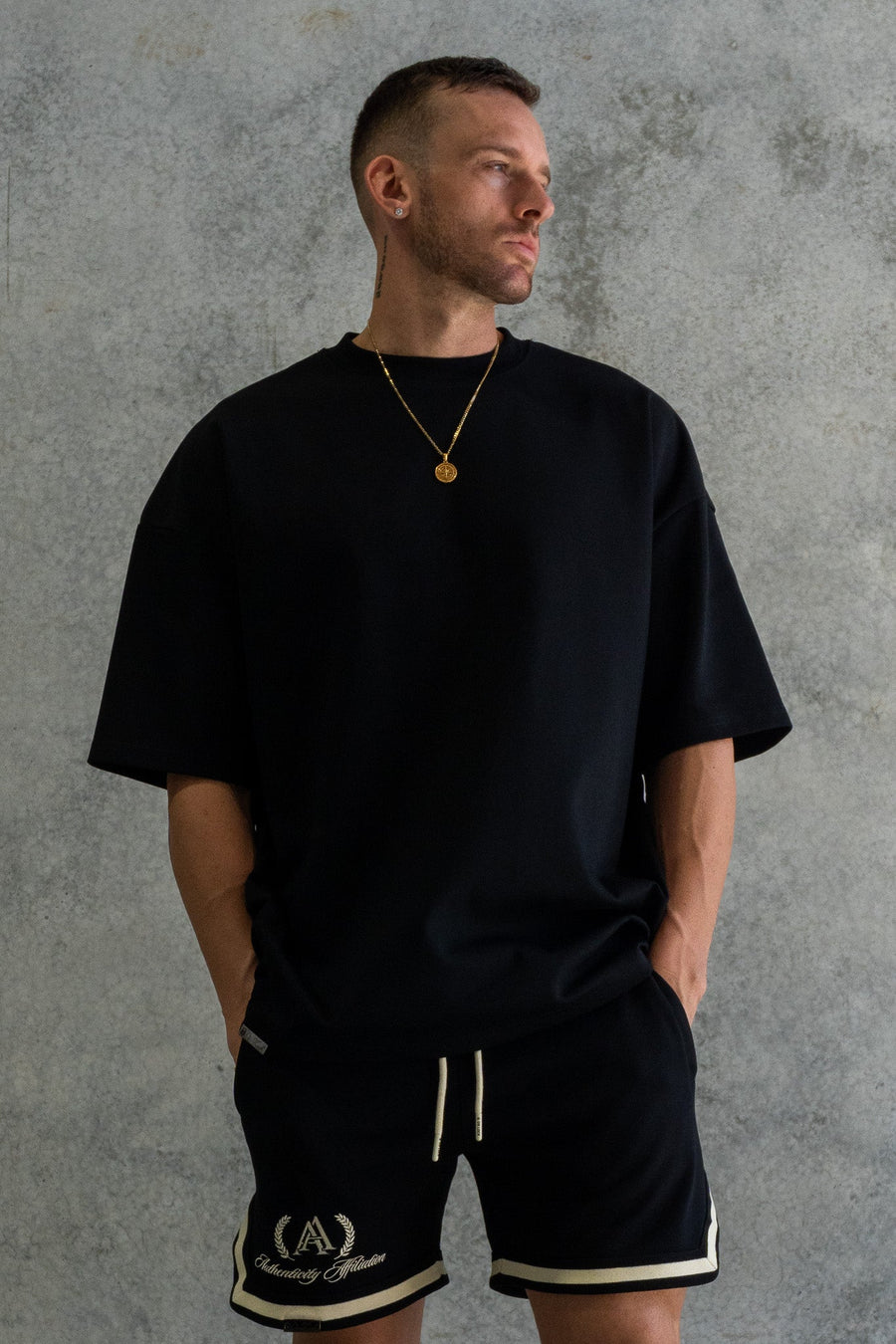 SIMPLICITY TEE - PITCH BLACK - On Lock Apparel XS TEES