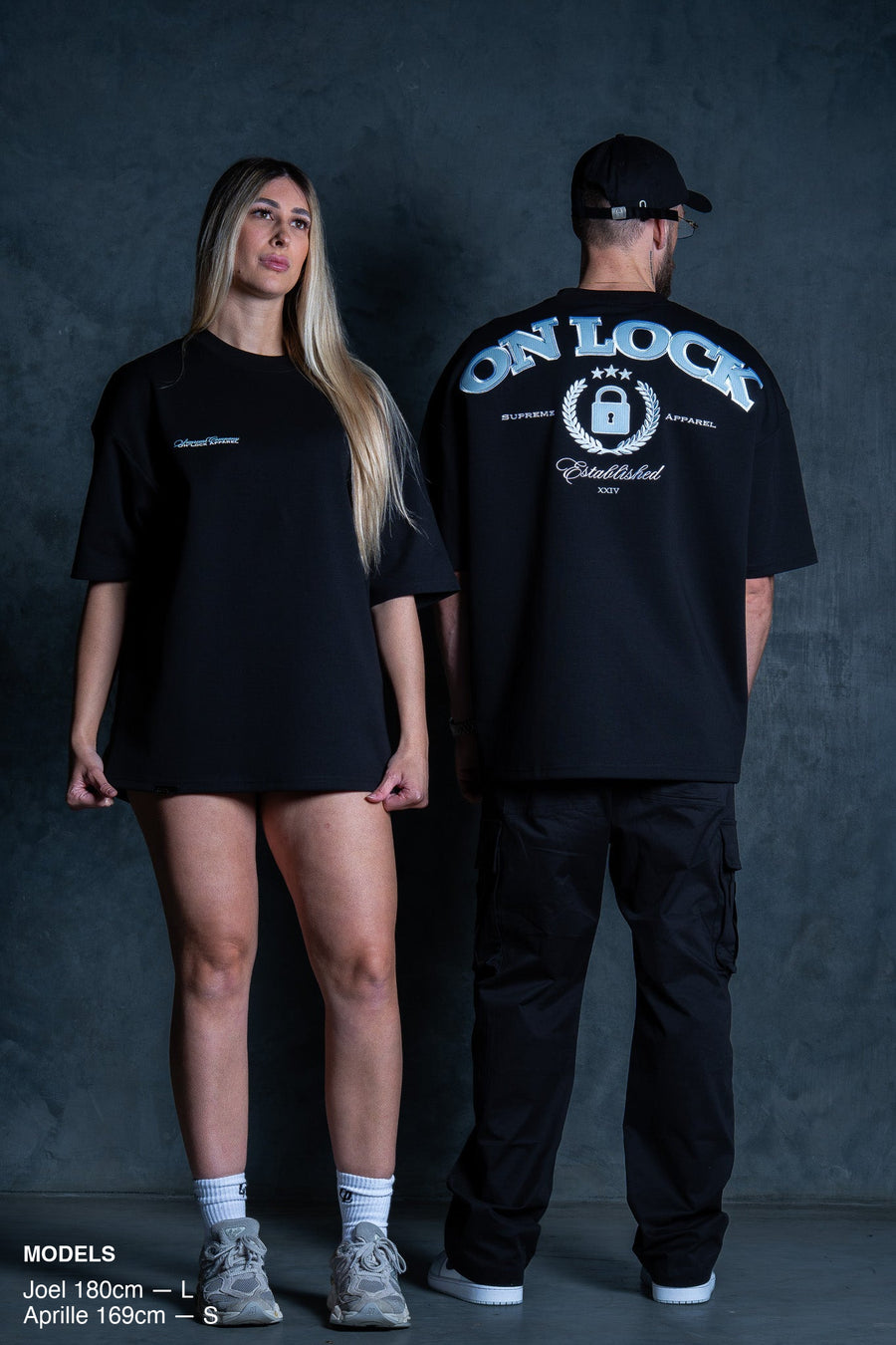 SUPREME TEE V2 - BLACK ft. BB BLUE