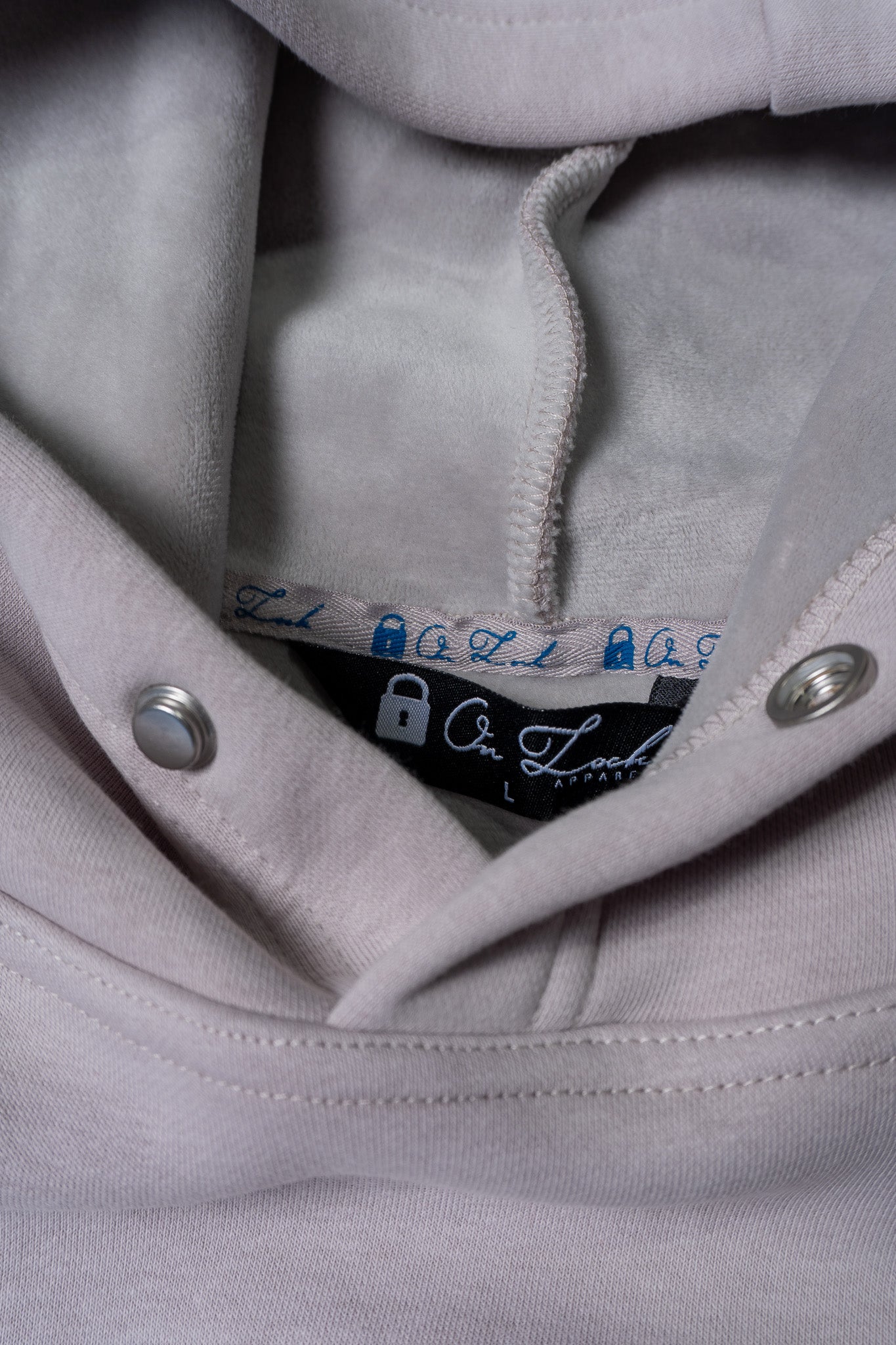 On Lock hoodie fabric detail